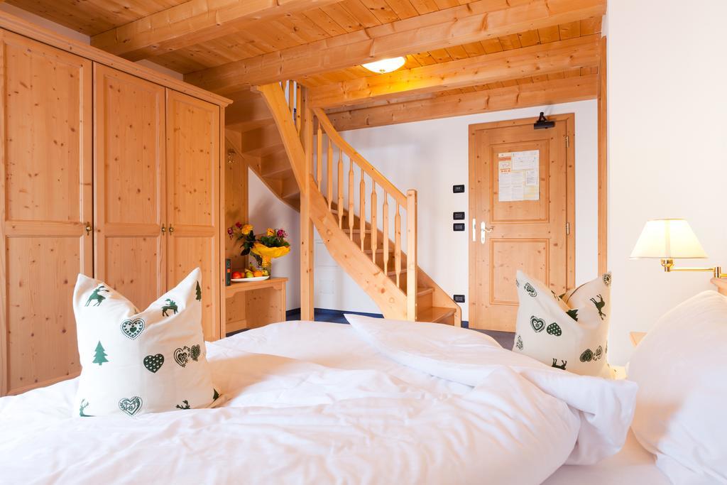 Nature Wellness Hotel Renato Vigo di Fassa Cameră foto